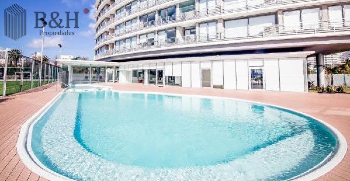 Apartamento ID.4572 - Alquiler temporal de apartamento de dos dormitorios con dos baños en Playa Mansa, Punta del Este