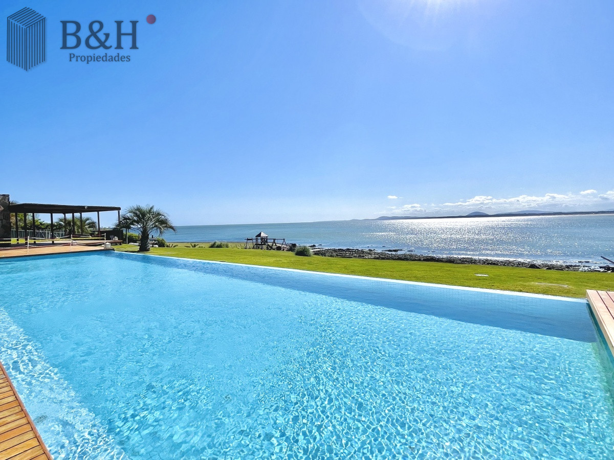 Apartamento ID.1488 - Venta y Alquiler temporario de apartamento SUPER OPORTUNIDAD de dos dormitorios con parrillero, Punta Ballena