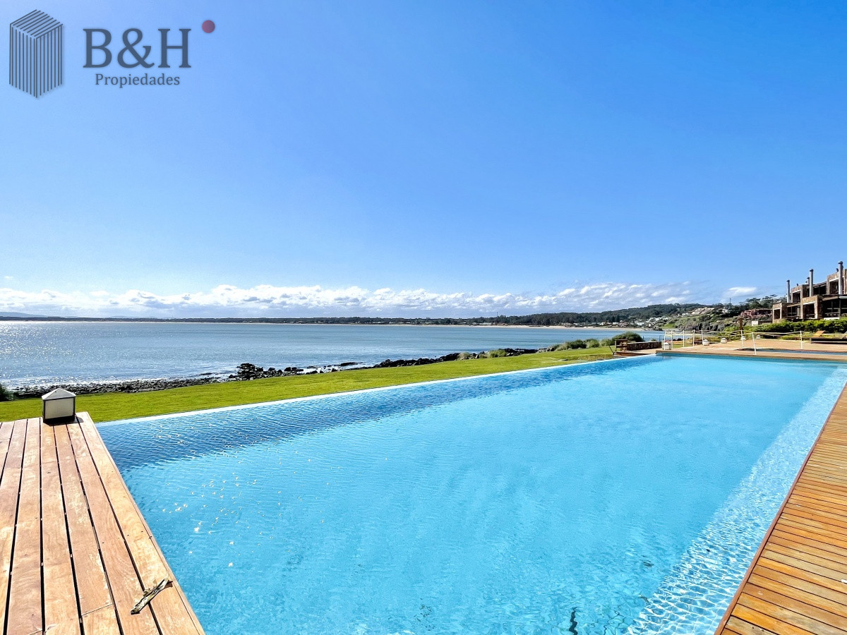 Apartamento ID.1488 - Venta y Alquiler temporario de apartamento SUPER OPORTUNIDAD de dos dormitorios con parrillero, Punta Ballena