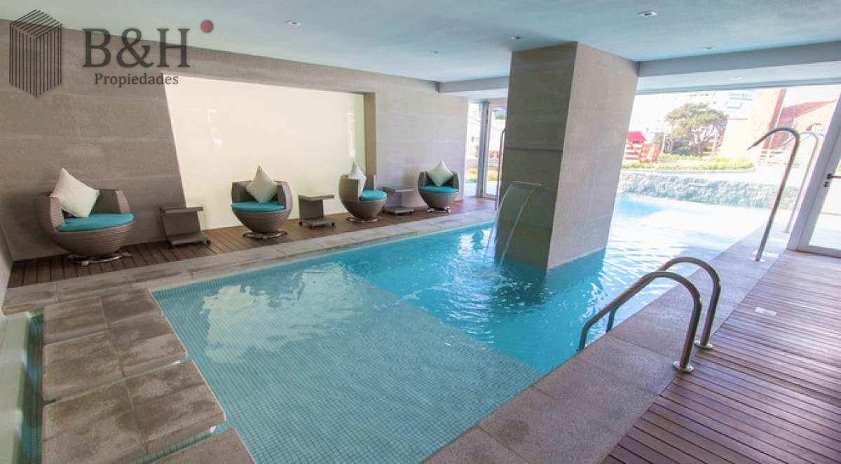 Apartamento ID.473 - Apartamento de 2 Dormitorios en Playa Brava con Vista al Mar - Venta