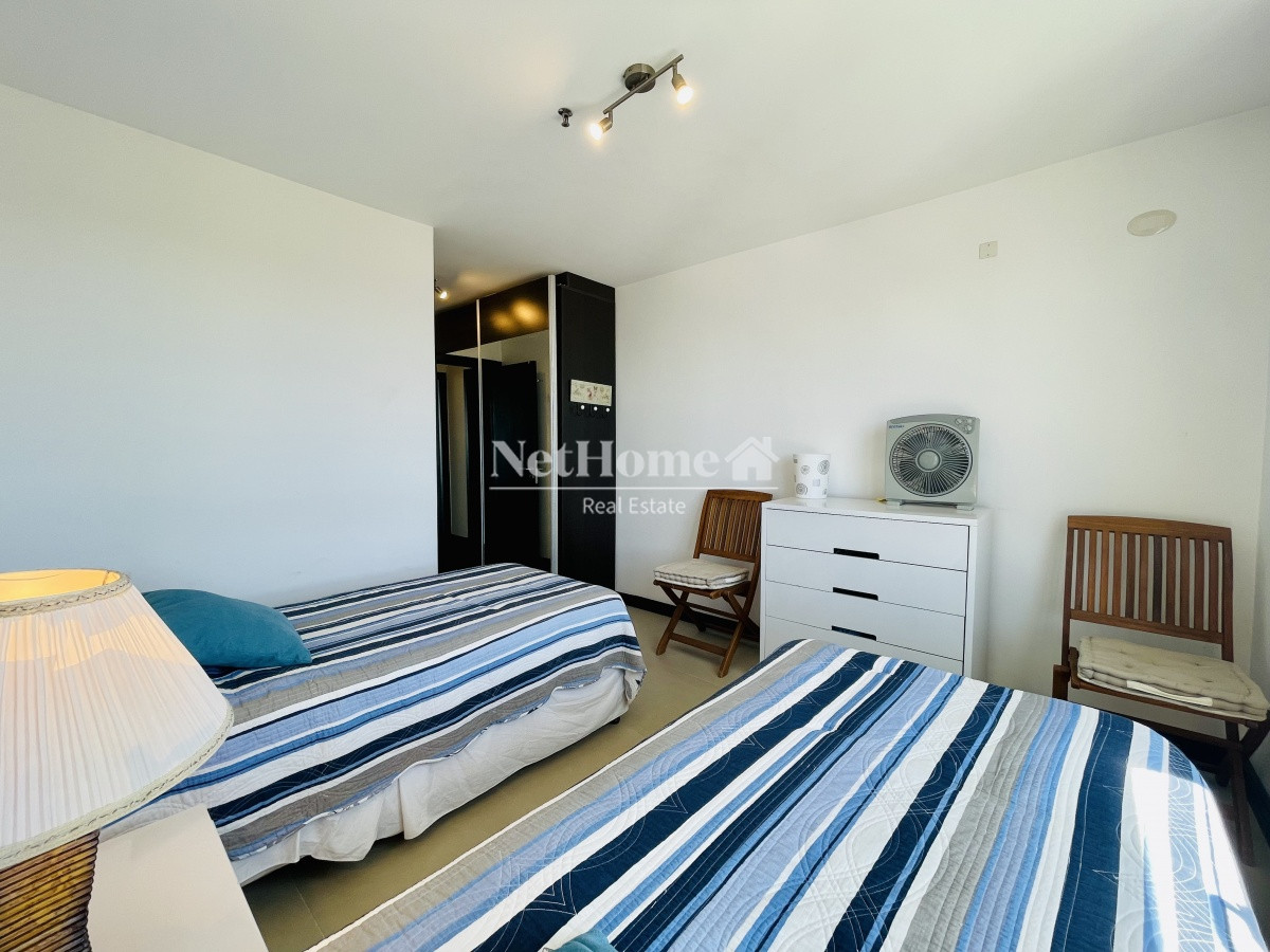Apartamento ID.138 - Playa Mansa Apartamento 2 dormitorios parrillero A pasos del mar