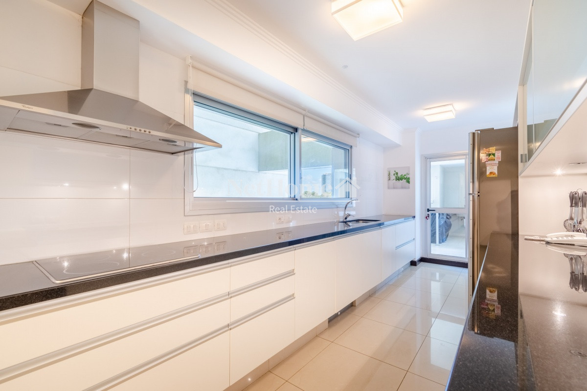 Apartamento ID.177 - Penthouse  Moderno Apartamento de 3 Dormitorio y Dependencia Frente al Mar