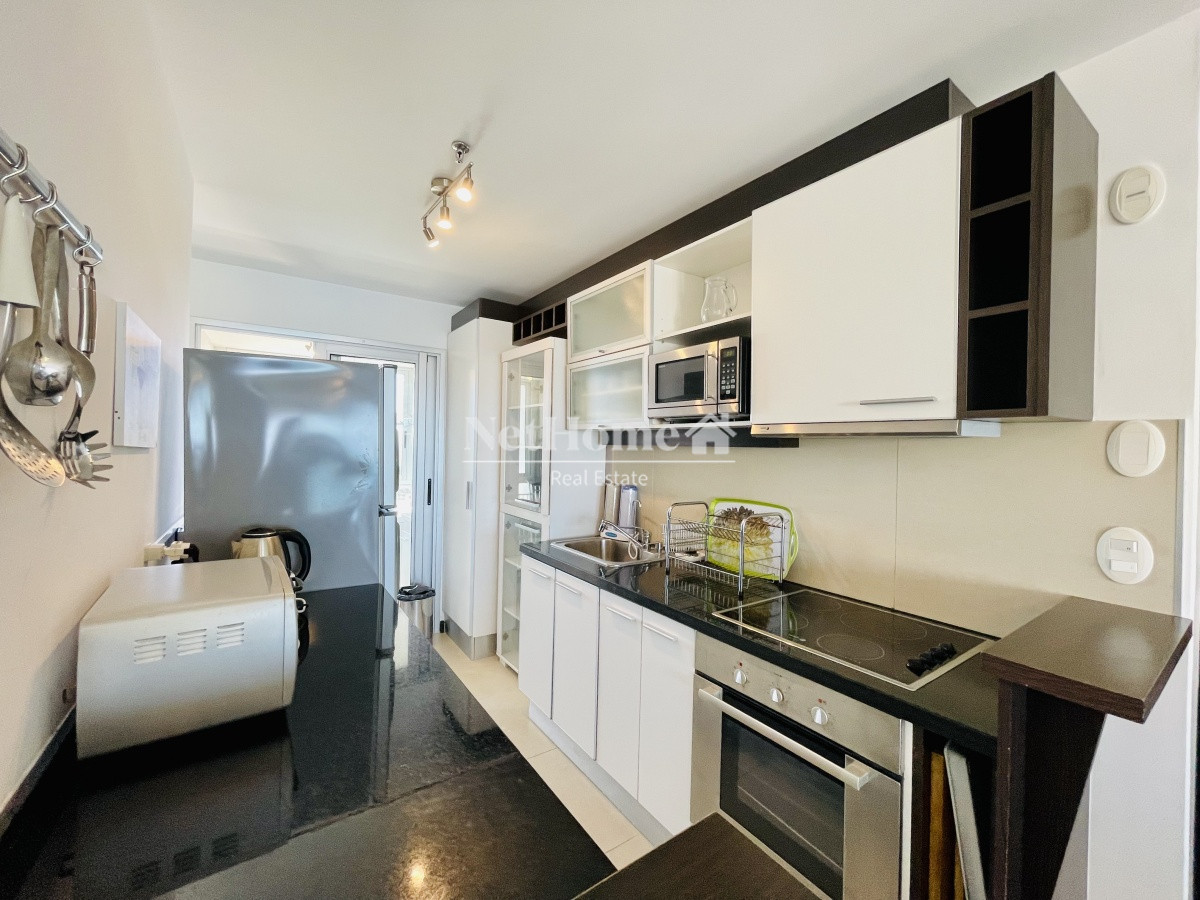 Apartamento ID.138 - Playa Mansa Apartamento 2 dormitorios parrillero A pasos del mar