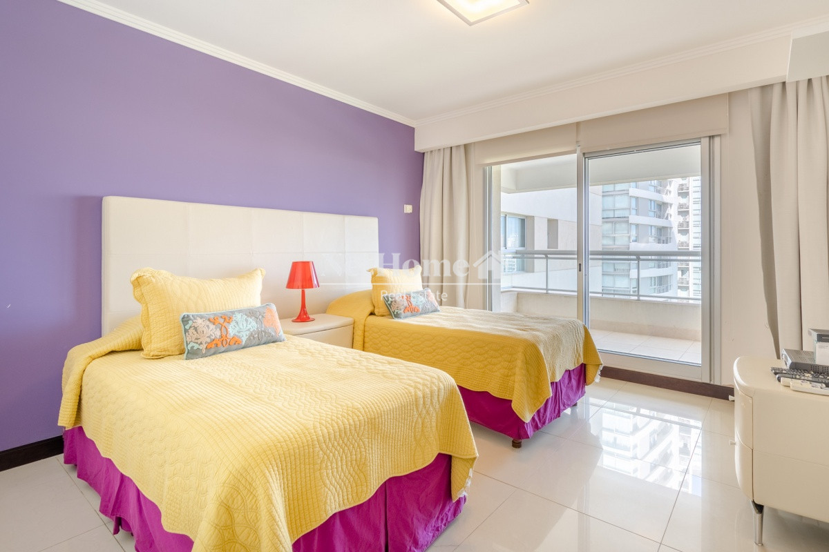 Apartamento ID.177 - Penthouse  Moderno Apartamento de 3 Dormitorio y Dependencia Frente al Mar
