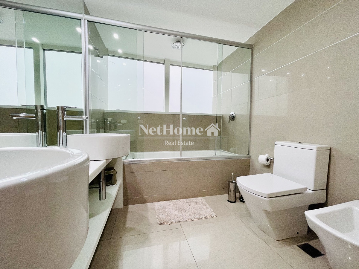 Apartamento ID.182 - Playa Mansa Apartamento 3 Suites  Vista al Mar