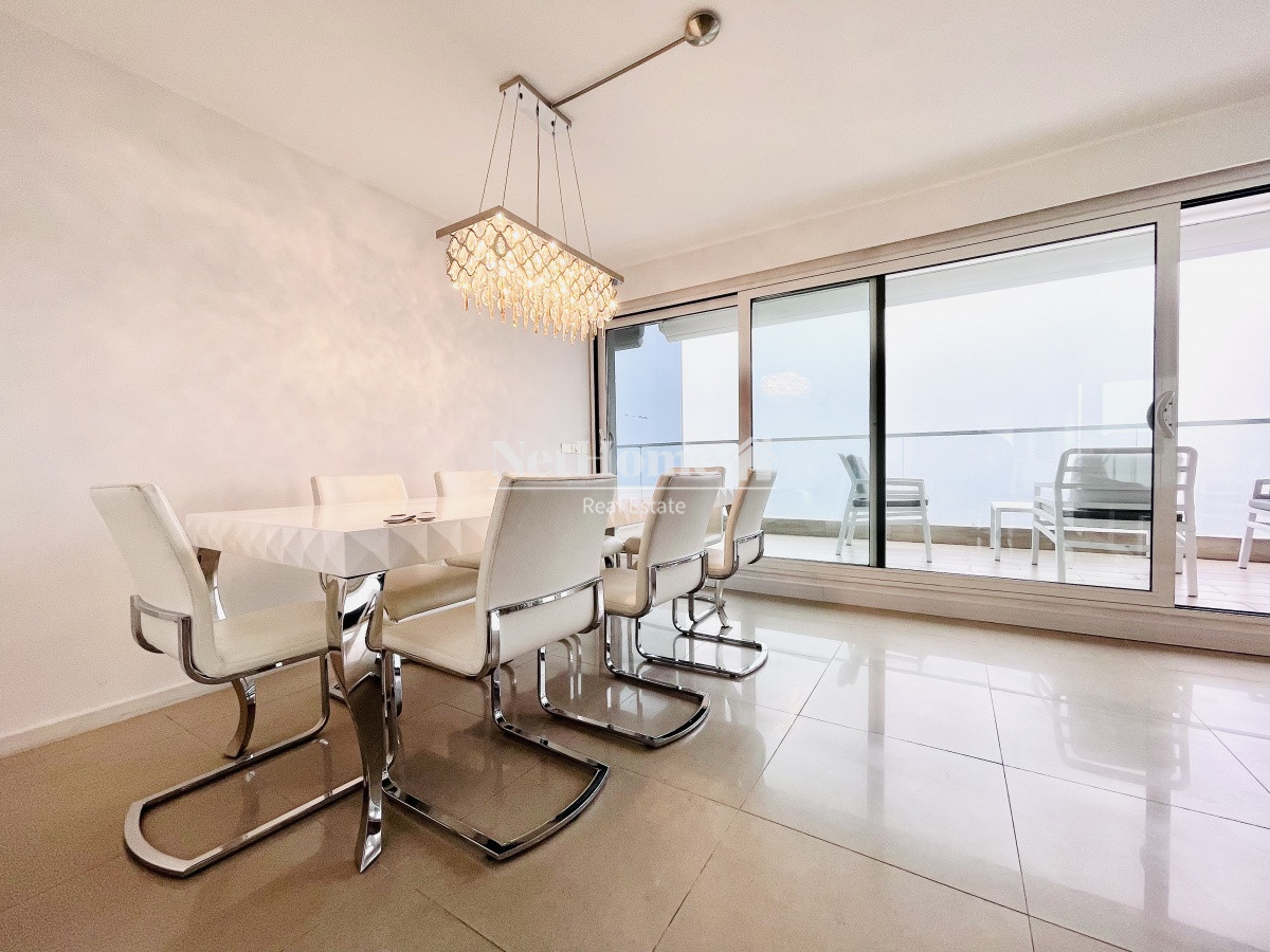 Apartamento ID.182 - Playa Mansa Apartamento 3 Suites  Vista al Mar