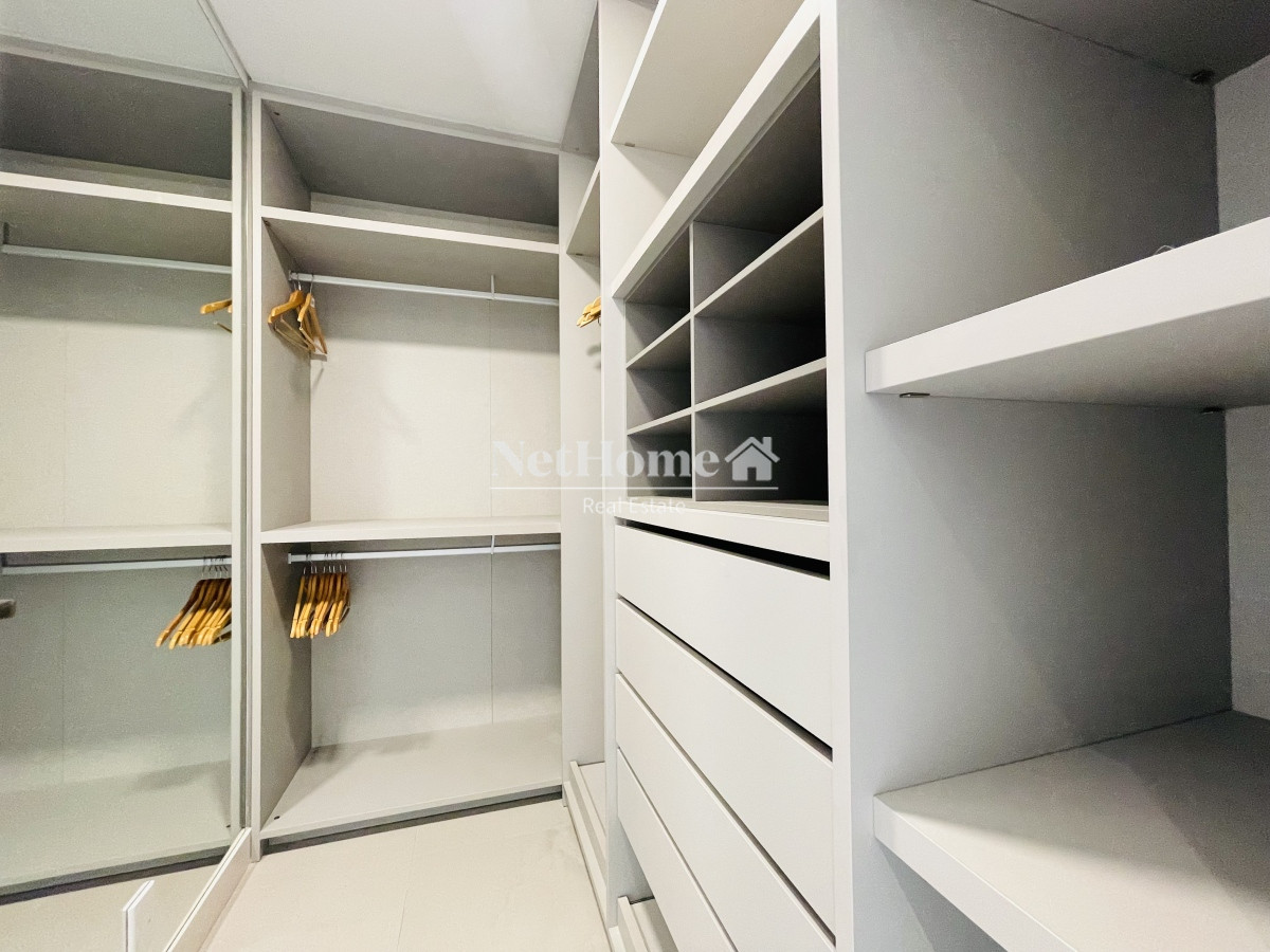 Apartamento ID.618 - Venta Espectacular Apartamento Frente al Mar, 3 Dormitorios, Le Parc Punta del Este