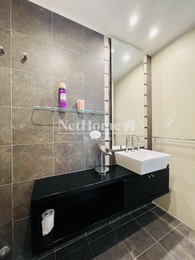 Apartamento ID.138 - Playa Mansa Apartamento 2 dormitorios parrillero A pasos del mar