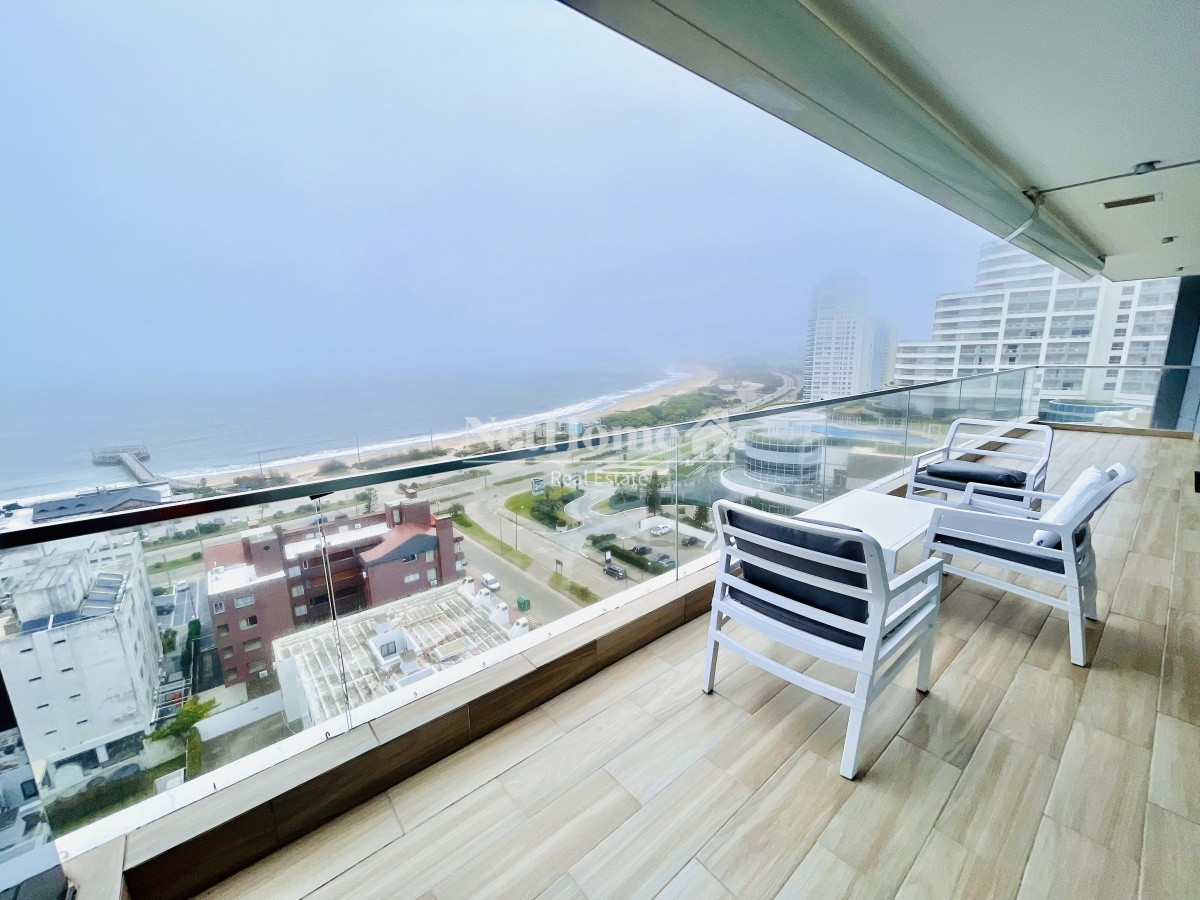 Apartamento ID.182 - Playa Mansa Apartamento 3 Suites  Vista al Mar