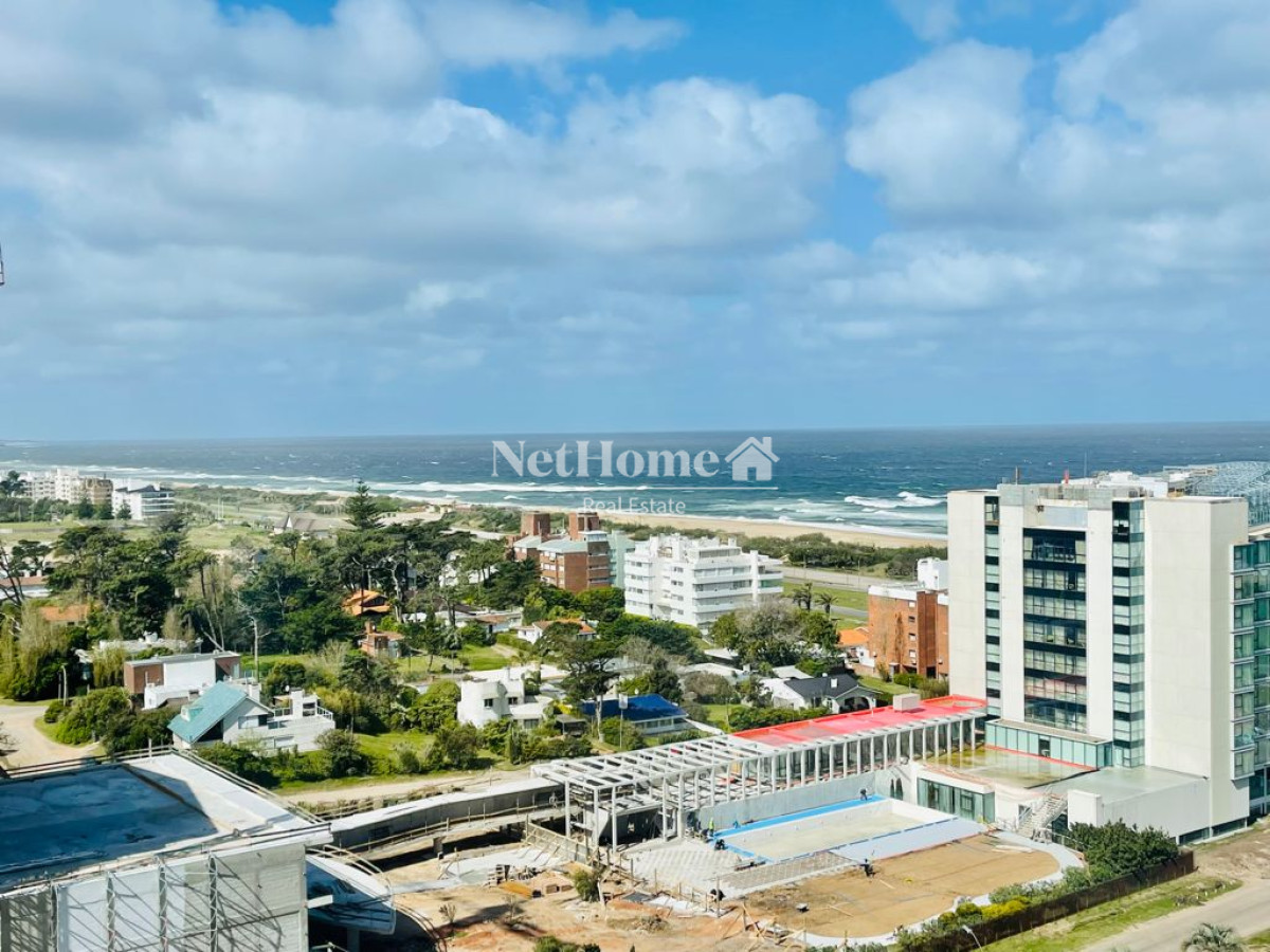 Apartamento ID.501 - Alquiler temporario y venta de apartamento en torre de playa Brava con dos dormitorios 