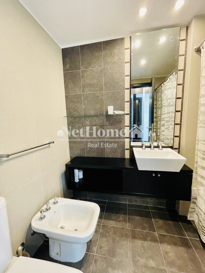 Apartamento ID.138 - Playa Mansa Apartamento 2 dormitorios parrillero A pasos del mar