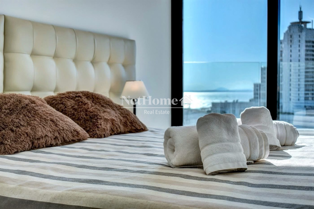 Apartamento ID.645 - Venta de apartamento de dos dormitorios con dos baños moderna Torre, Art Tower, Punta del Este