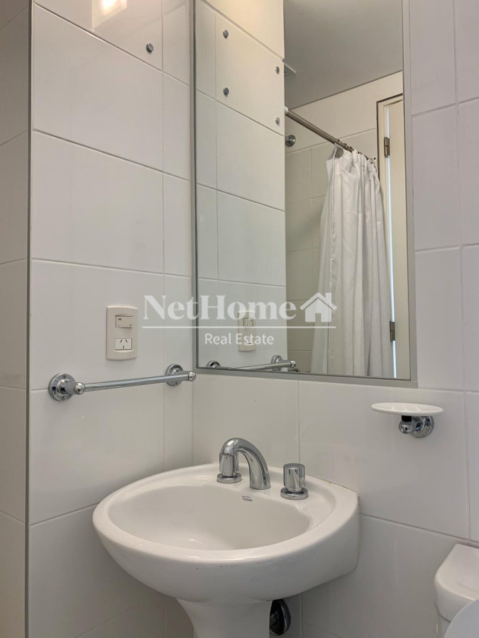 Apartamento ID.524 - Venta y alquiler de departamento esquinero de tres dormitorios mas dependencia de servicio, Torre LE PARC, playa Brava. Punta del Este