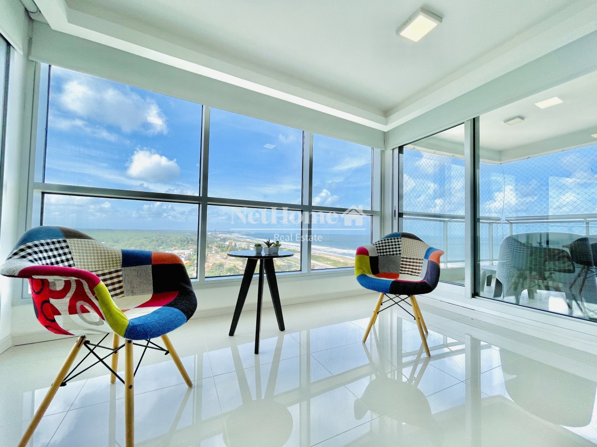 Apartamento ID.512 - Apartamento de 2 Dormitorios y Dependencia, Parrillero en Playa Brava - Punta del Este