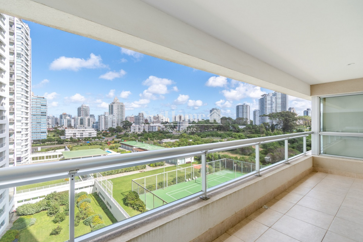 Apartamento ID.177 - Penthouse  Moderno Apartamento de 3 Dormitorio y Dependencia Frente al Mar