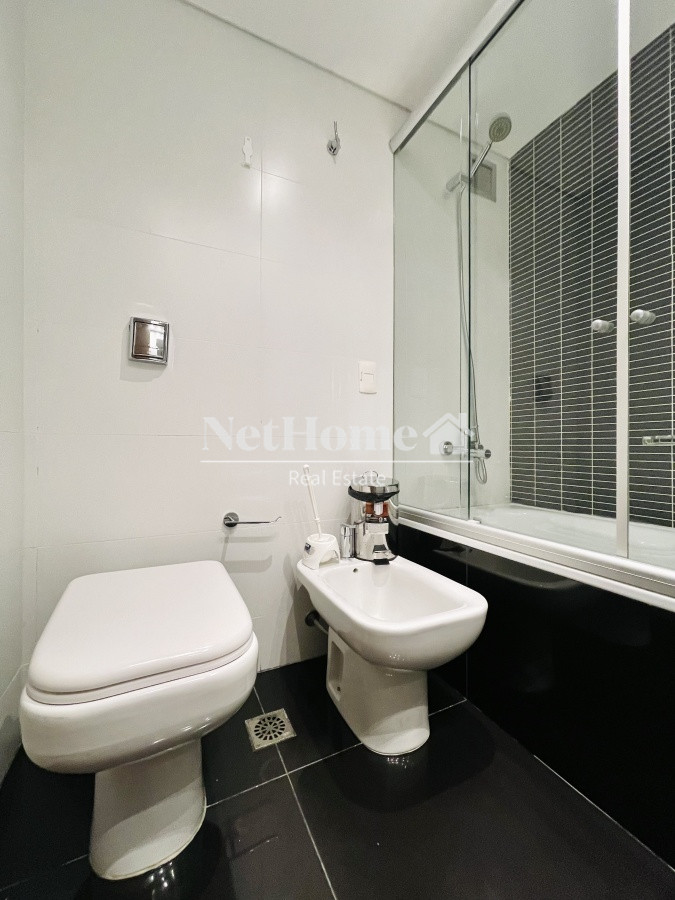 Apartamento ID.176 - Playa Brava Apartamento de 2 Dormitorios y Parrillero con Vista al Océano. 