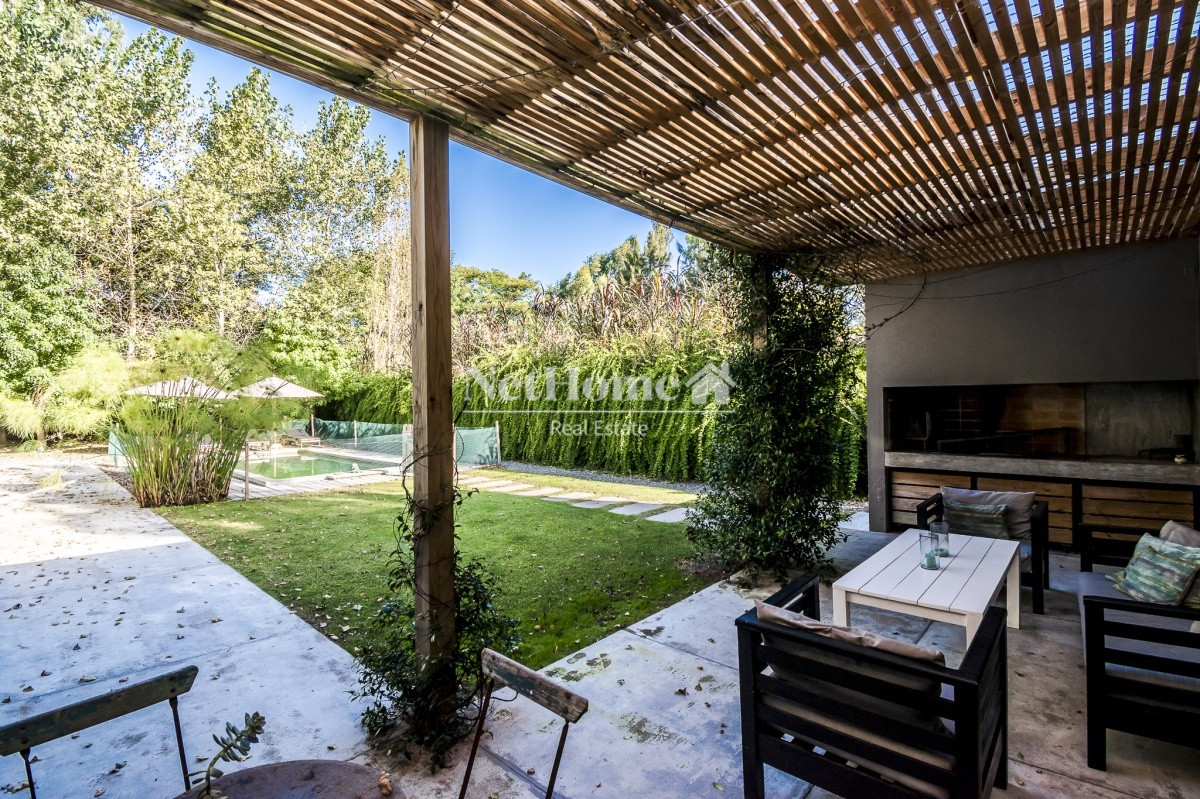 Casa ID.368 - Barrio privado La Arbolada Casa 3 dormitorios Piscina Parrillero cerrado