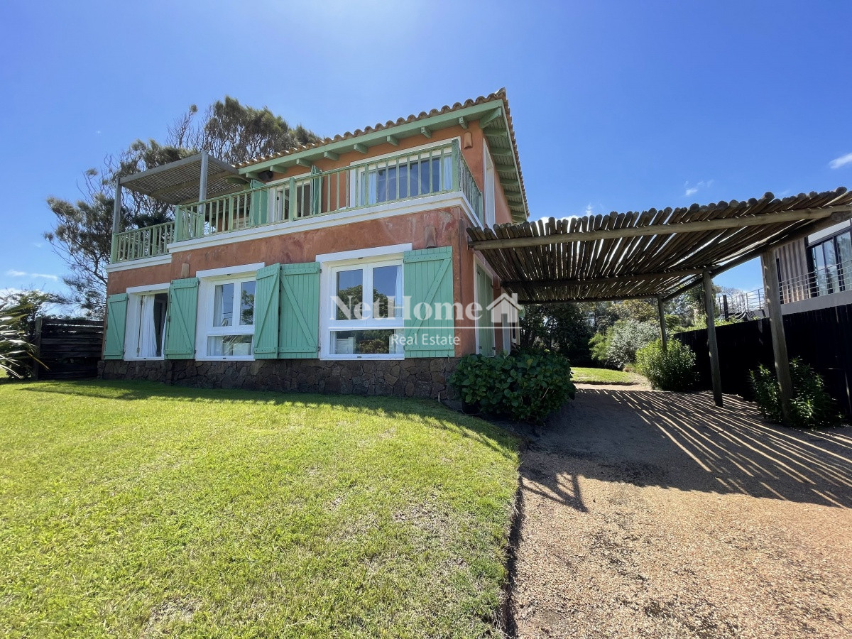 Casa ID.73 - La Juanita, José Ignacio Casa amplia 4 dormitorios Frente al Océano