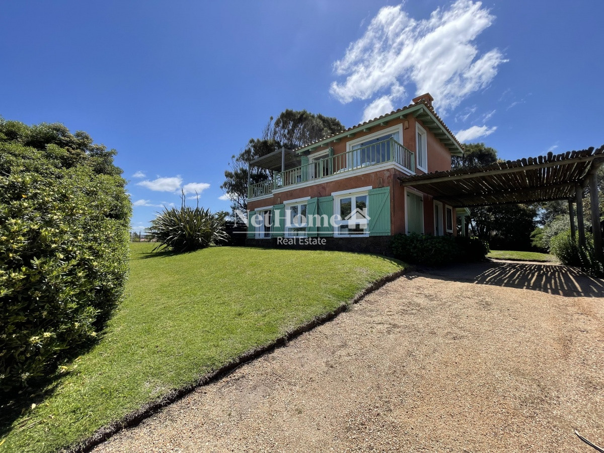 Casa ID.73 - La Juanita, José Ignacio Casa amplia 4 dormitorios Frente al Océano
