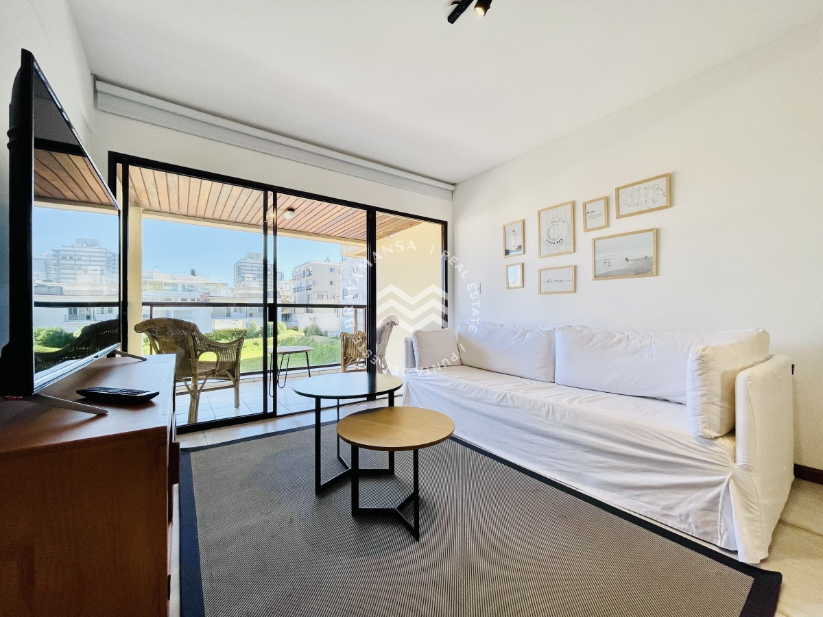 Apartamento ID.502 - Apartamento de 2 Dormitorios en playa El Emir, Punta del Este - Venta y Alquiler de Verano