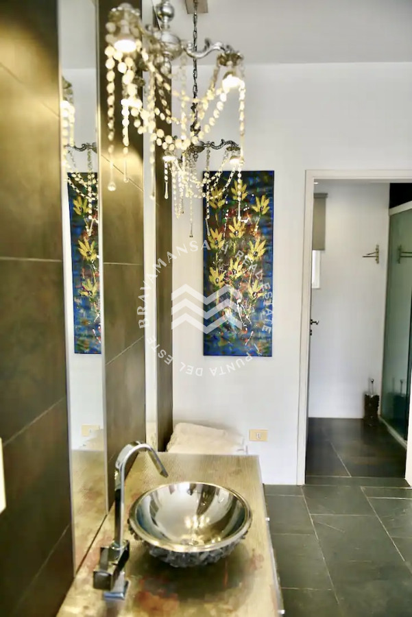 Casa ID.513 - Excelente Casa de 4 Dormitorios y Piscina en Manantiales, Punta del Este