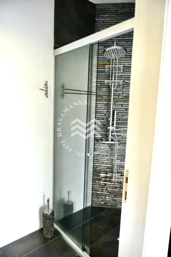 Casa ID.513 - Excelente Casa de 4 Dormitorios y Piscina en Manantiales, Punta del Este