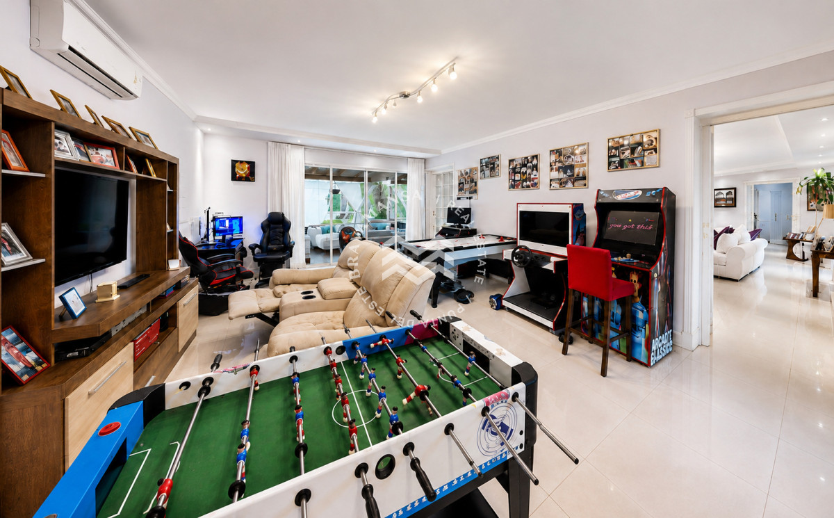 Casa ID.949 - Excelente Casa de 5 Dormitorios en Barrio Privado La Arbolada, Punta del Este