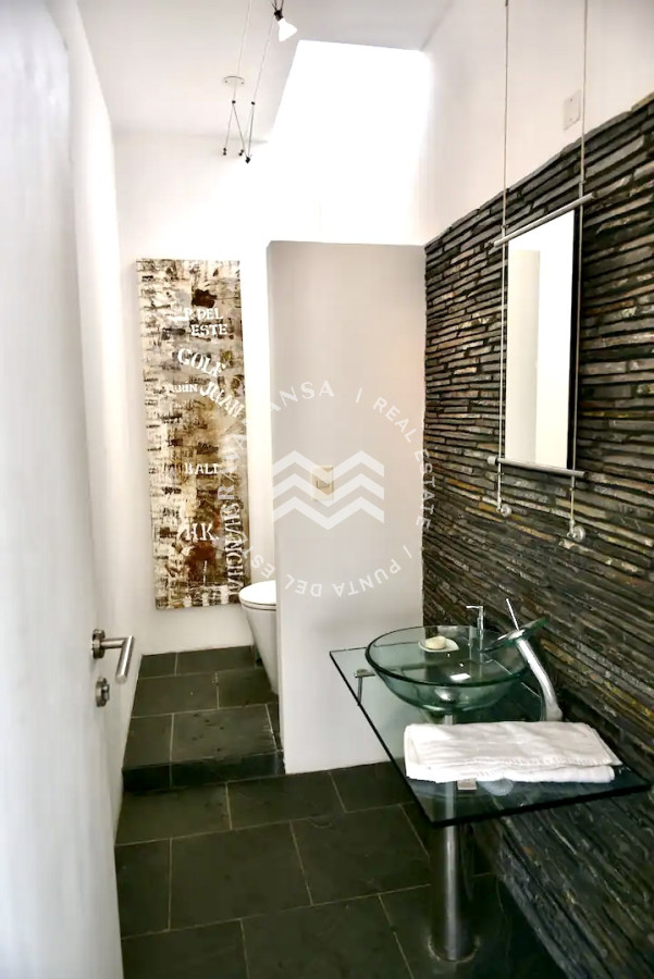 Casa ID.513 - Excelente Casa de 4 Dormitorios y Piscina en Manantiales, Punta del Este