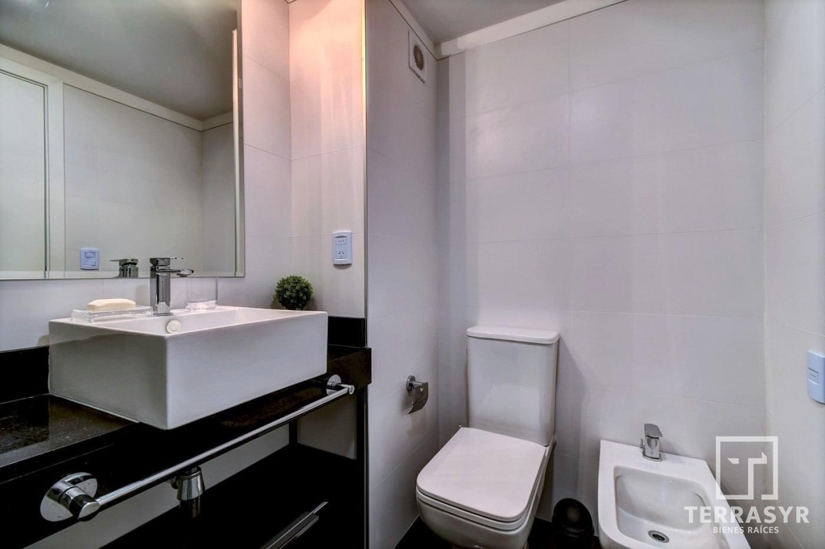 Apartamento ID.69 - Alquiler invernal y temporal de apartamento de dos dormitorios en edificio Art Tower, La Pastora, Punta del Este