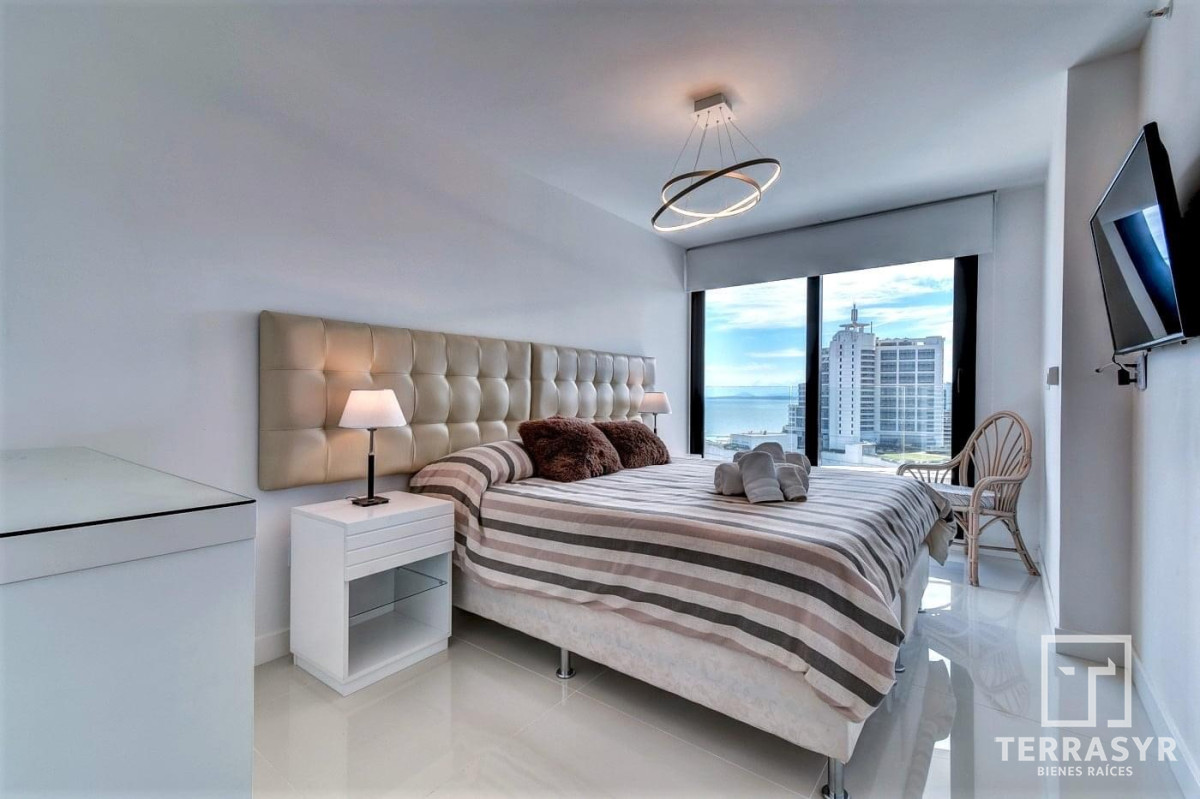Apartamento ID.69 - Alquiler invernal y temporal de apartamento de dos dormitorios en edificio Art Tower, La Pastora, Punta del Este