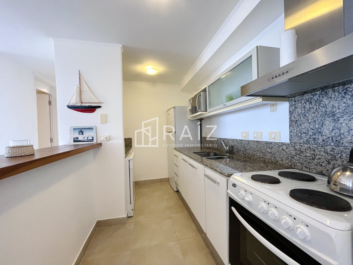 Apartamento ID.9446 - Apartamento de un dormitorio con parrillero y jardin en Venta y Alquiler, Punta Ballena