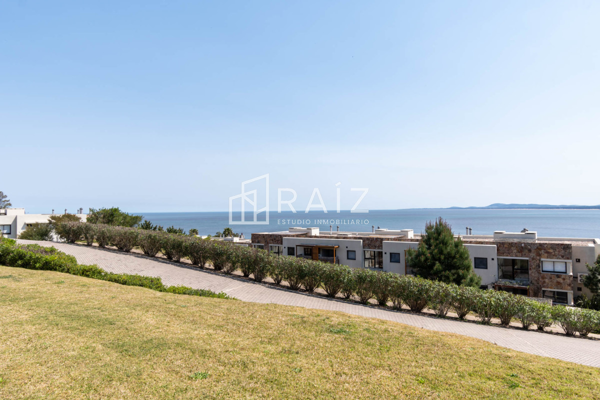 Apartamento ID.9446 - Apartamento de un dormitorio con parrillero y jardin en Venta y Alquiler, Punta Ballena