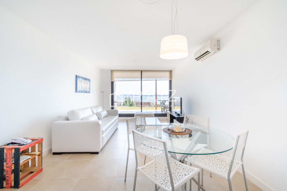 Apartamento ID.9446 - Apartamento de un dormitorio con parrillero y jardin en Venta y Alquiler, Punta Ballena