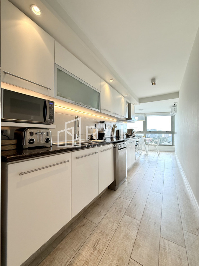 Apartamento ID.11806 - Venta apartamento Penthouse 3 dormitorios playa brava