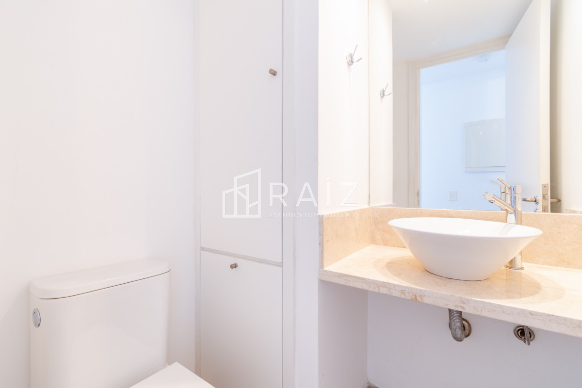 Apartamento ID.9446 - Apartamento de un dormitorio con parrillero y jardin en Venta y Alquiler, Punta Ballena