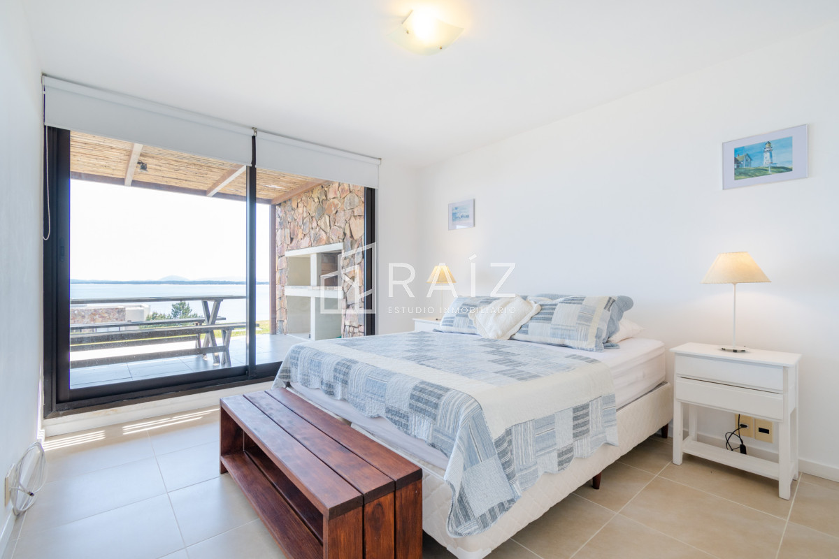 Apartamento ID.9446 - Apartamento de un dormitorio con parrillero y jardin en Venta y Alquiler, Punta Ballena