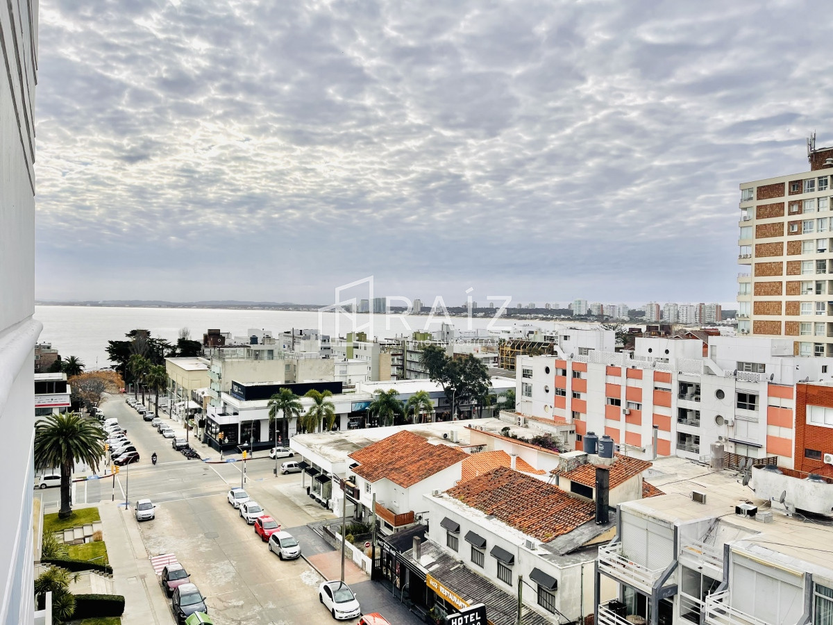 Apartamento ID.10824 - Venta de apartamento de 1 Dormitorio en el corazón de la Península, Punta del Este