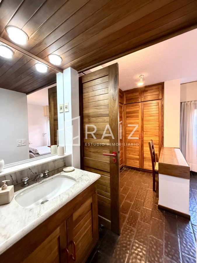 Apartamento ID.12116 - APARTAMENTO EN VENTA 3 DORMITORIOS PENINSULA