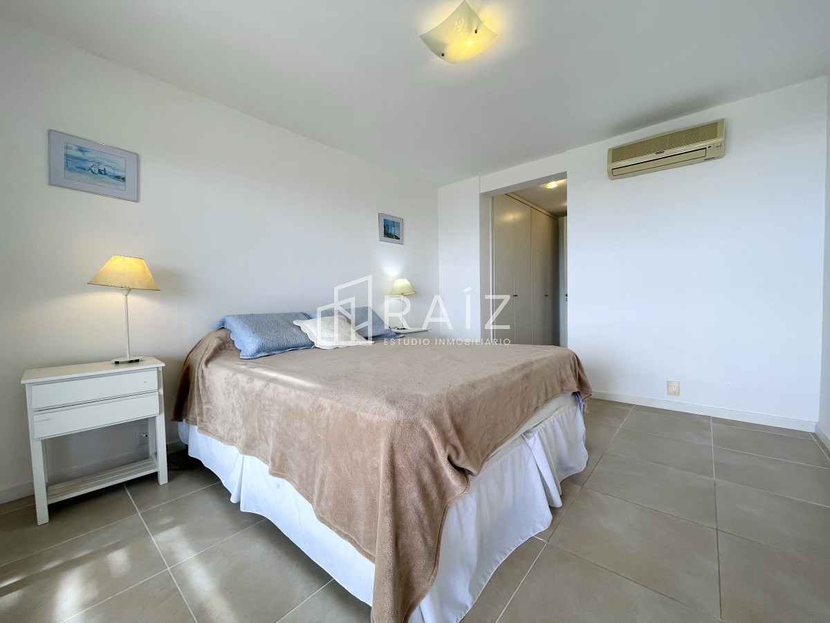 Apartamento ID.9446 - Apartamento de un dormitorio con parrillero y jardin en Venta y Alquiler, Punta Ballena