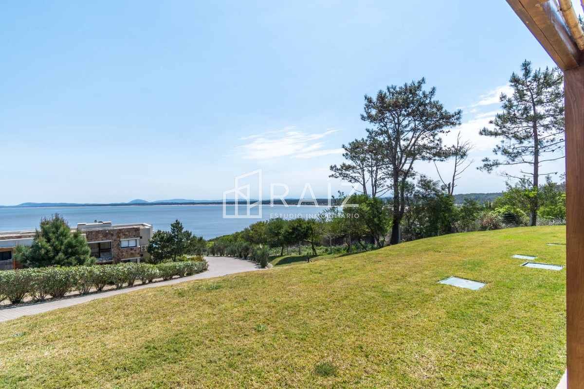 Apartamento ID.9446 - Apartamento de un dormitorio con parrillero y jardin en Venta y Alquiler, Punta Ballena