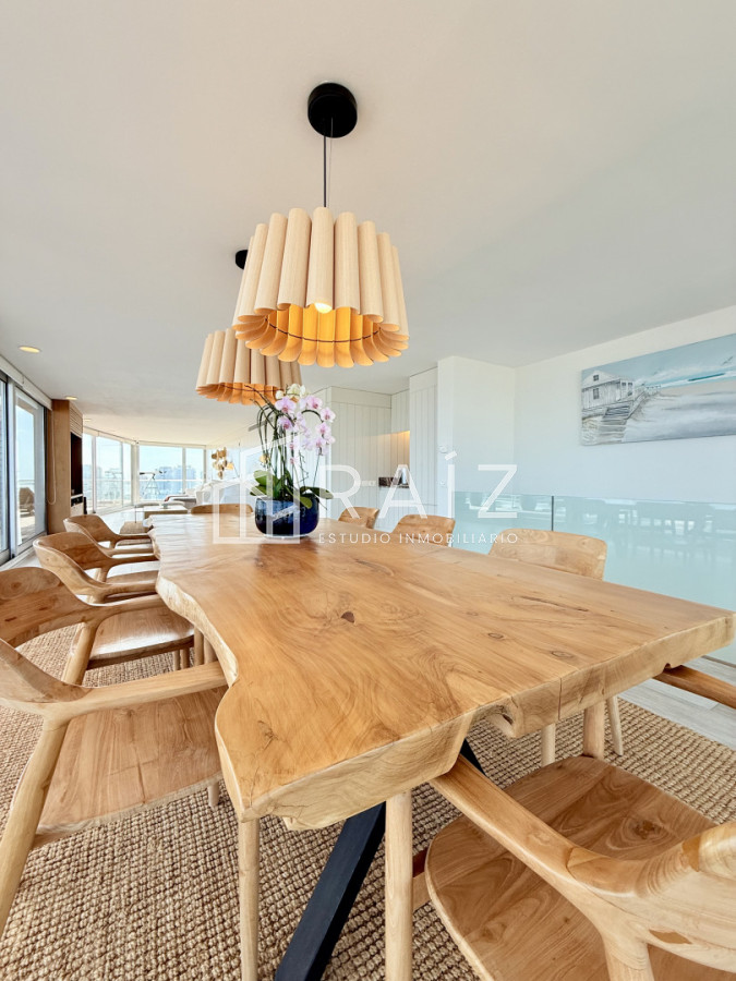 Apartamento ID.11806 - Venta apartamento Penthouse 3 dormitorios playa brava