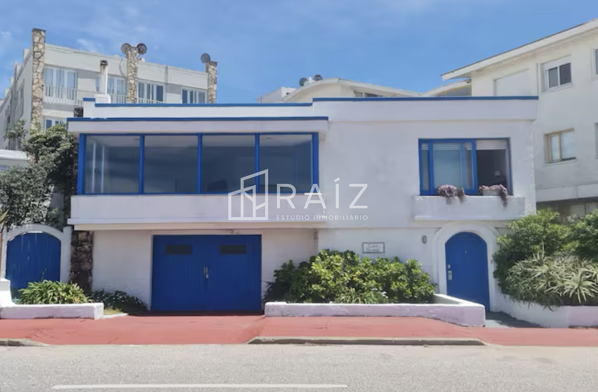 Casa ID.12360 - CASA VENTA 5 DORMITORIOS Y DEPENDENCIA PENINSULA