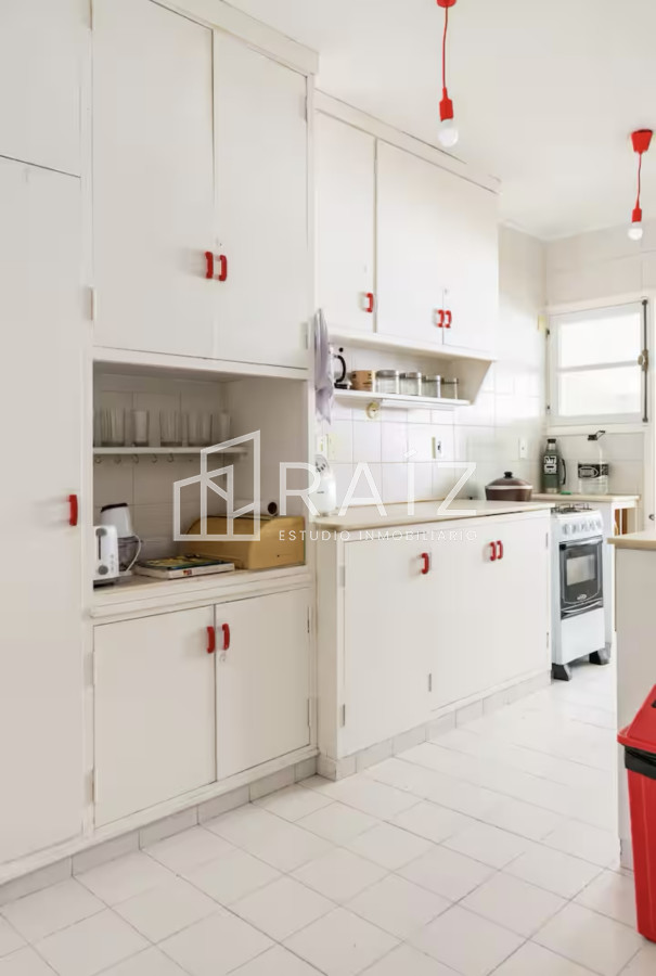 Casa ID.12360 - CASA VENTA 5 DORMITORIOS Y DEPENDENCIA PENINSULA