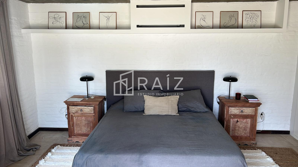 Casa ID.11913 - VENTA CASA 4 4 DORMITORIOS + DEPENDENCIA JOSE IGNACIO