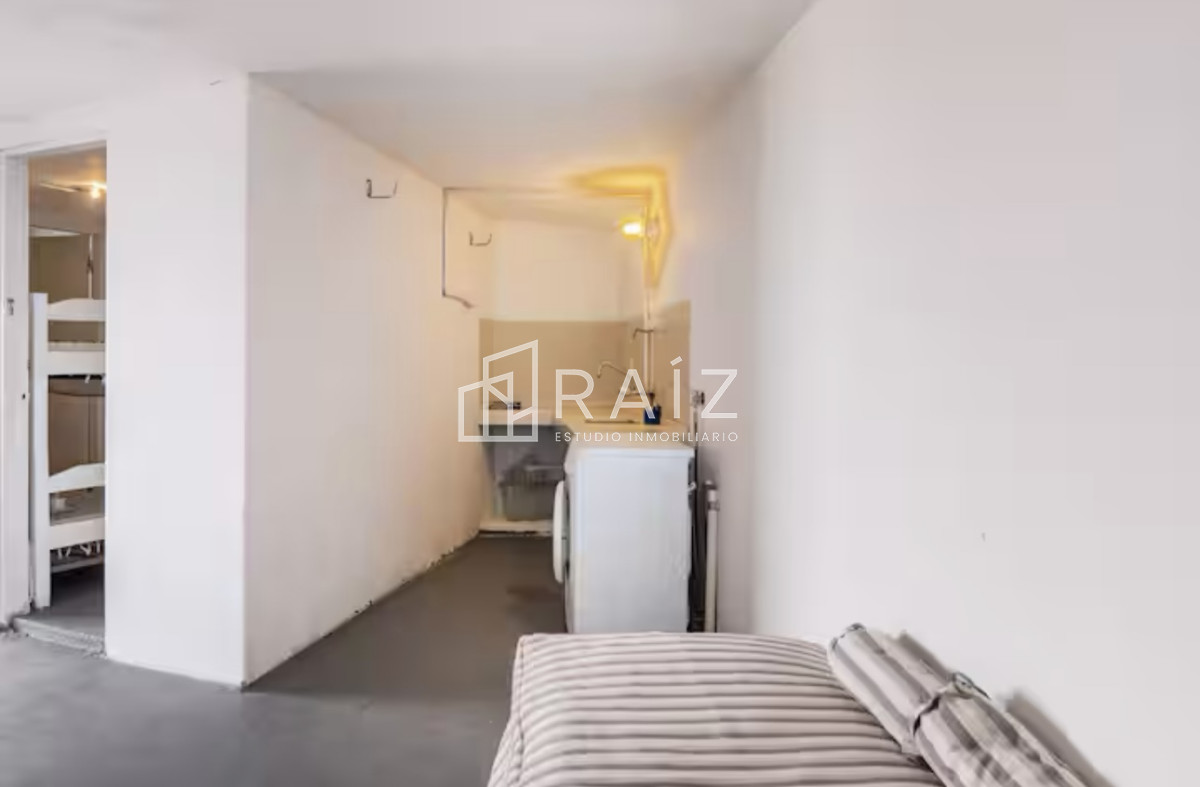 Casa ID.12360 - CASA VENTA 5 DORMITORIOS Y DEPENDENCIA PENINSULA