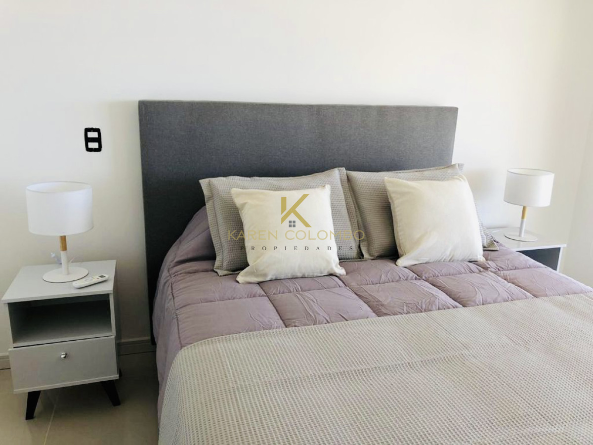 Apartamento ID.21096407 - Alquiler temporario de apartamento de dos dormitorios con parrillero de uso exclusivo Playa Brava, Punta del Este