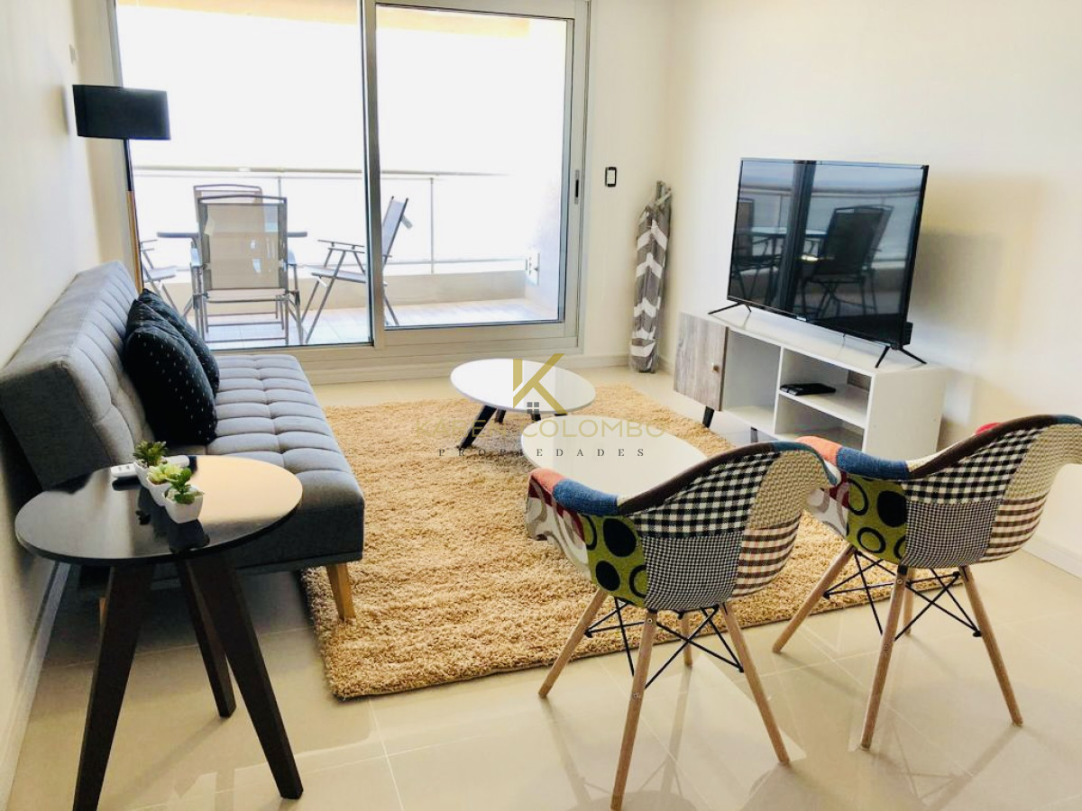 Apartamento ID.21096407 - Alquiler temporario de apartamento de dos dormitorios con parrillero de uso exclusivo Playa Brava, Punta del Este