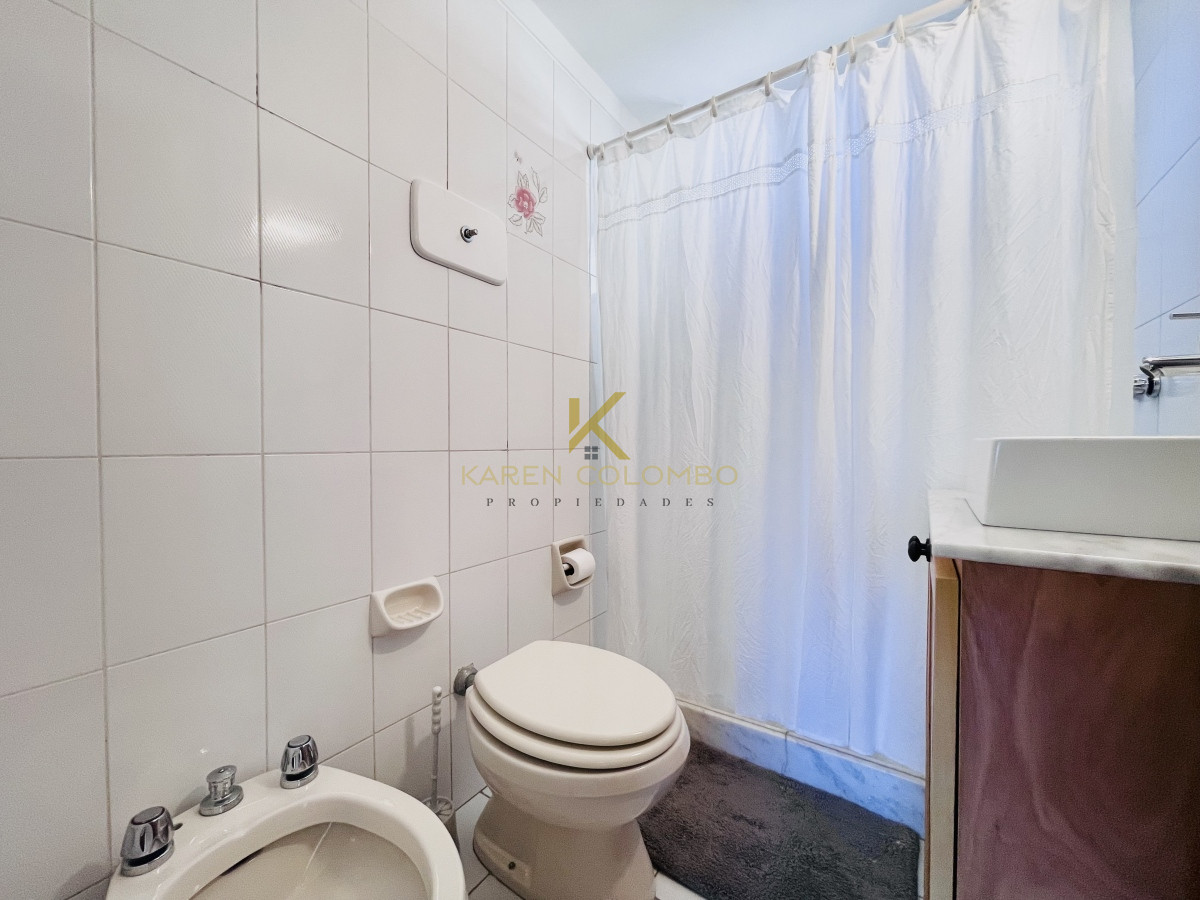 Apartamento ID.21094956 - Apartamento de 2 Dormitorios en playa El Emir, Punta del Este - Venta y Alquiler de Verano