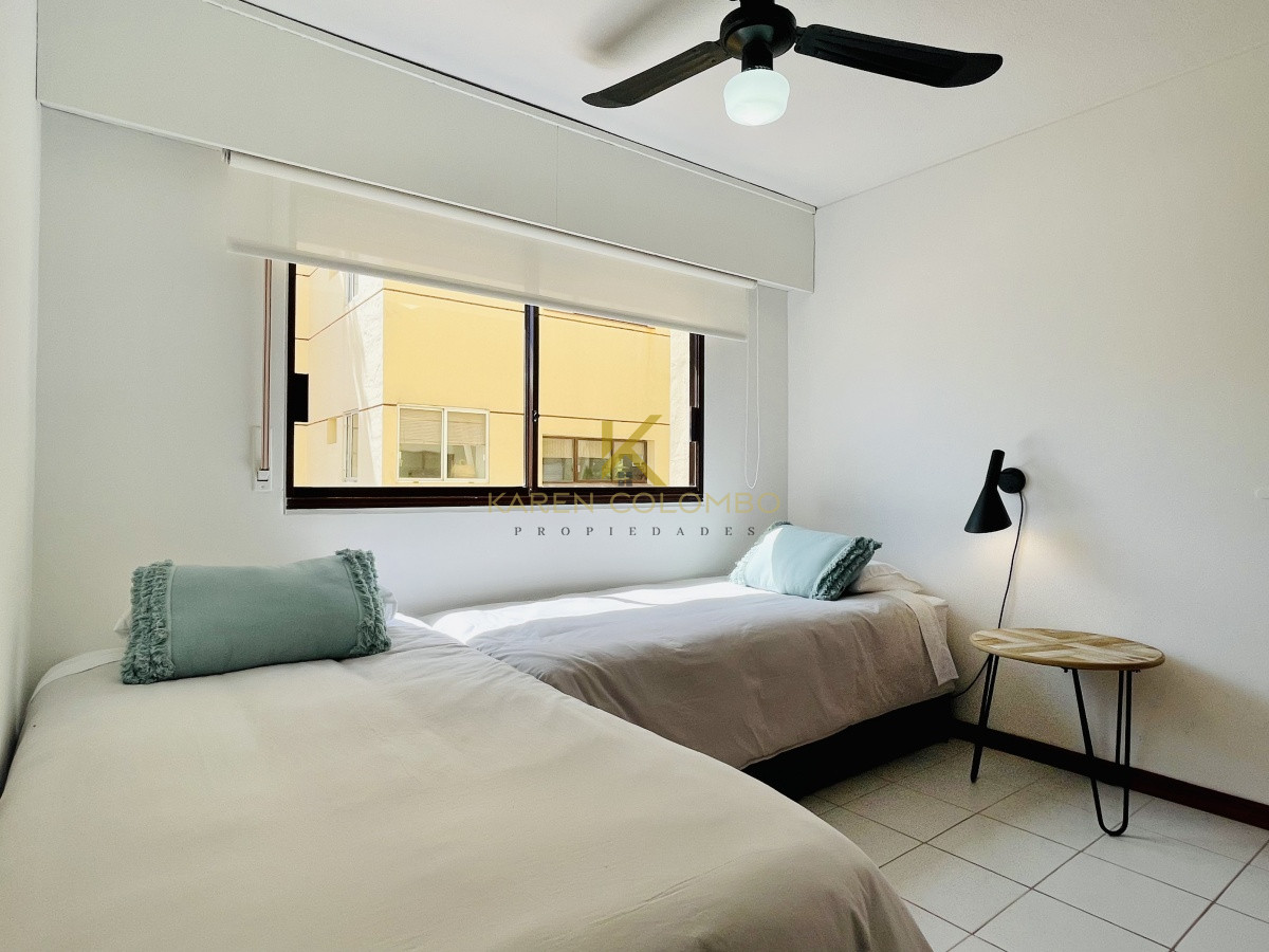 Apartamento ID.21094956 - Apartamento de 2 Dormitorios en playa El Emir, Punta del Este - Venta y Alquiler de Verano