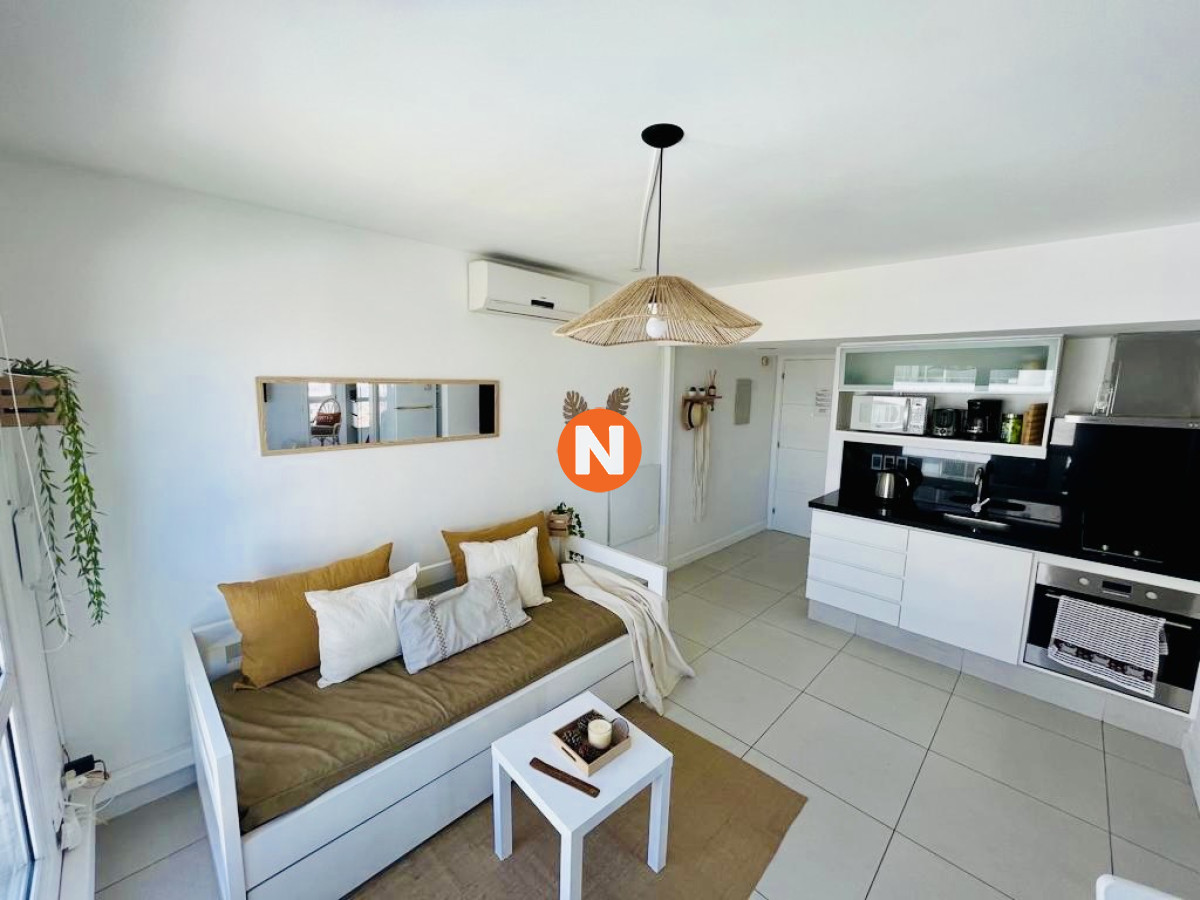 Apartamento Ref.222560 - Venta Apartamento Moderno en el corazón de la Península de Punta del Este